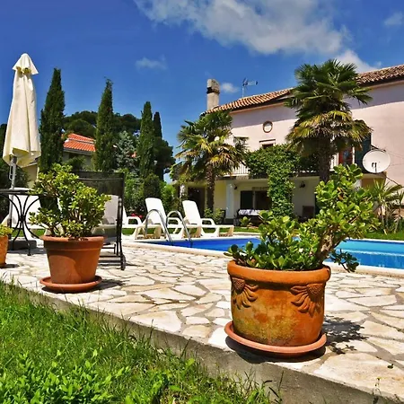Villa Micheline Kosinozici Exterior photo
